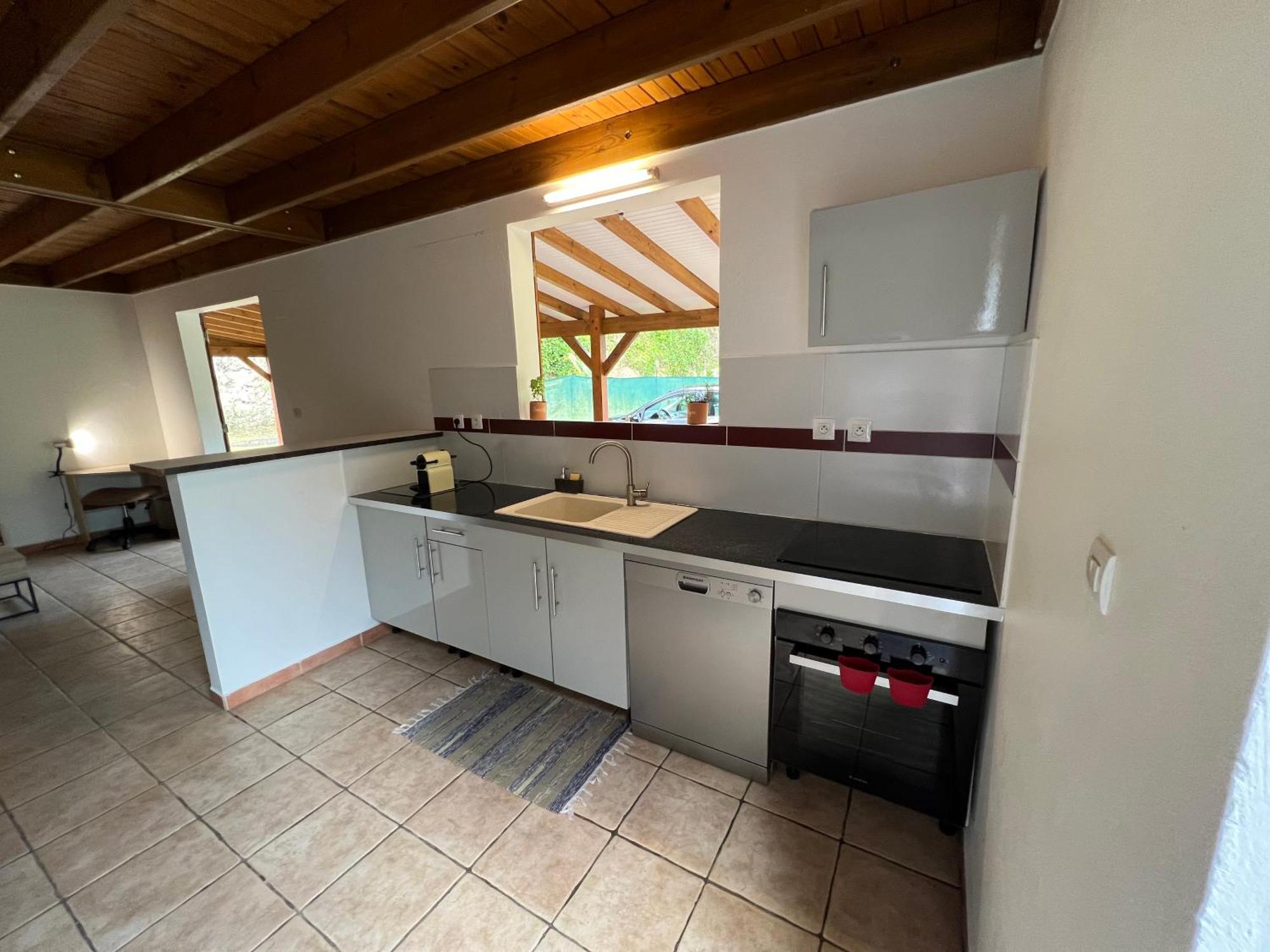 Villa au calme avec Jacuzzi, Villa Le Boursoie Les Abymes Esterno foto